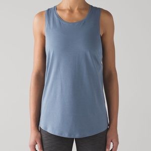 Lululemon tank